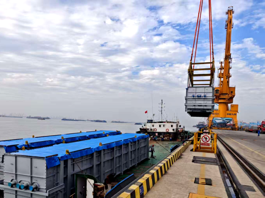 水陆联运破局！大明长江码头开辟工程项目物流新赛道